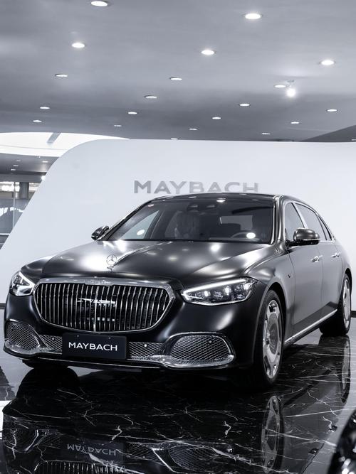 佛山96岚图汽车的售后服务让用户无忧出行，迈巴赫未来的豪华车趋势