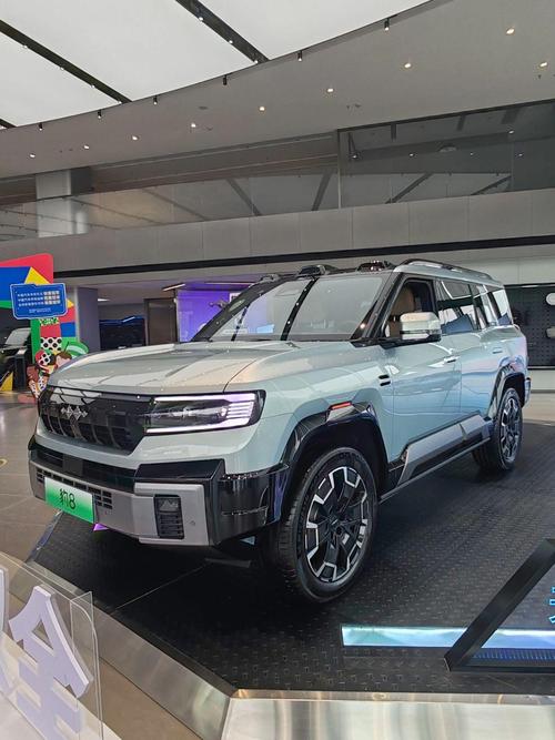 佛山96比亚迪方程豹硬派越野的爆款，英菲尼迪35周年与你共成长